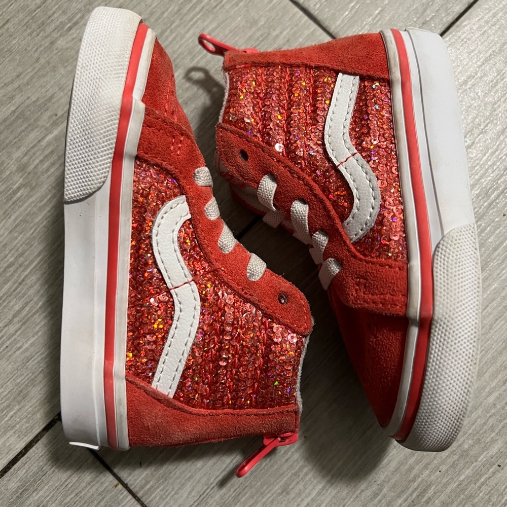 Girls Vans inspired by the Go a little crazy with the Micro Sequins Sk8-Hi Zip.